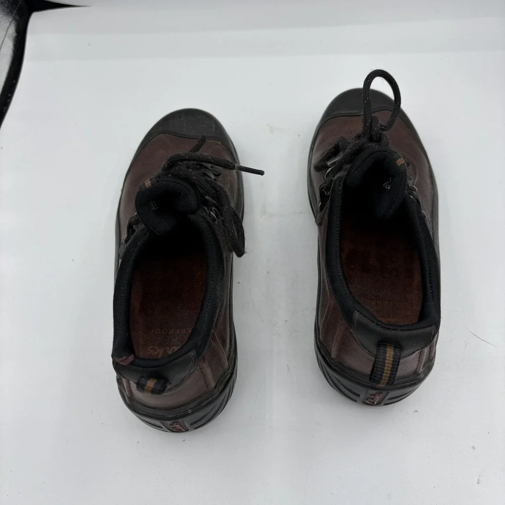 Clarks Rain Shoes Muckers‎ Womens Size 6 Brown Leather Casual Waterproof